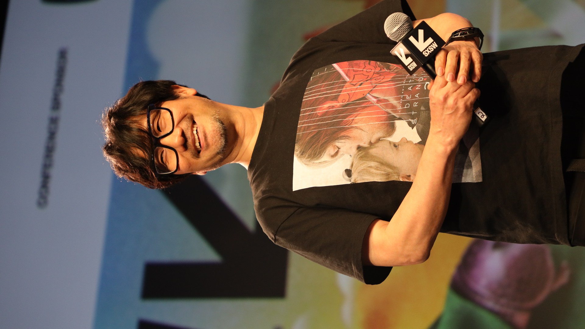 Hideo Kojima en conferencia internacional de videojuegos y entretenimiento